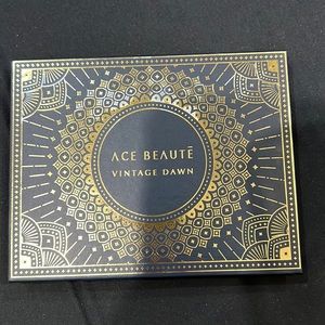 Ace Beaute Eyeshadow Palette